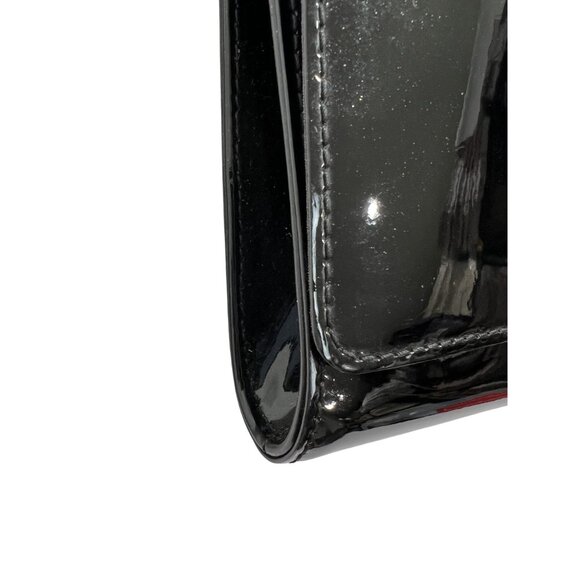 Louis Vuitton Louise Chain Strap Clutch in Black Patent - Picture 4 of 7